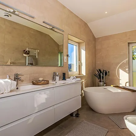 21 By Interhome Villa *