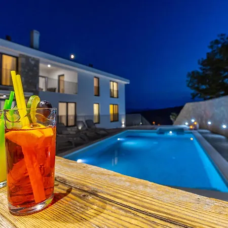 21 By Interhome Villa