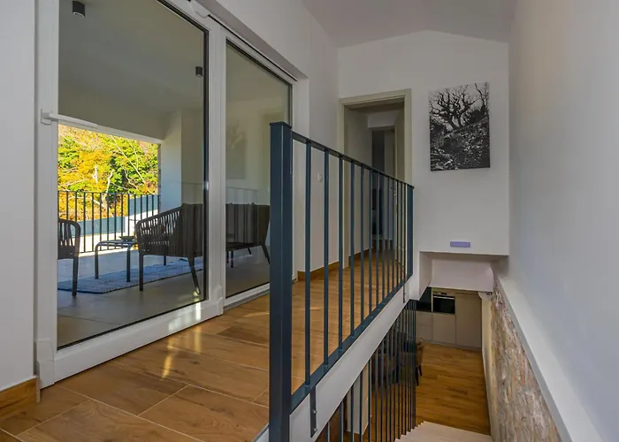 21 By Interhome Willa *