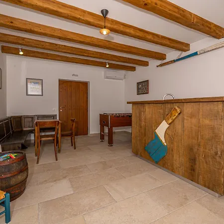 21 By Interhome Villa