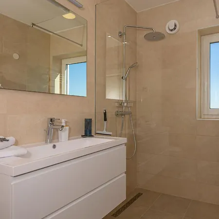 21 By Interhome Villa *